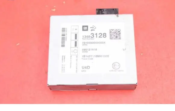 Opel Astra J Sound amplifier 13483128