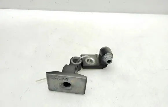 BMW 3 F30 F35 F31 Front door upper hinge 7246065