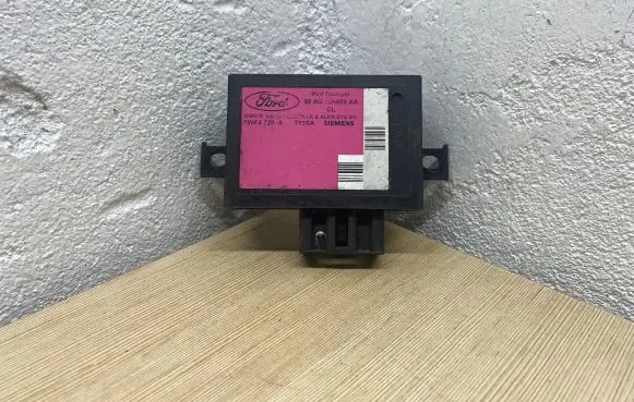 Ford Focus Other control units/modules 98AG15K600AA 5WK4720