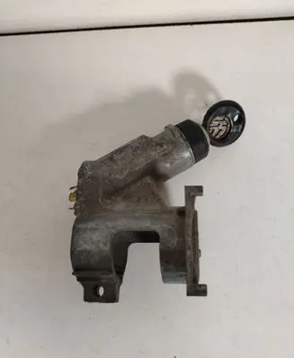 Volkswagen Golf II Ignition lock 171905851