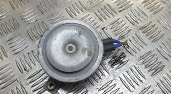 Volkswagen Golf IV Horn signal 7524