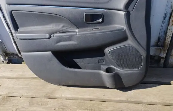Mitsubishi ASX Front door card panel trim