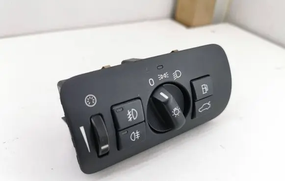Volvo XC60 Light switch 30739414 04066322