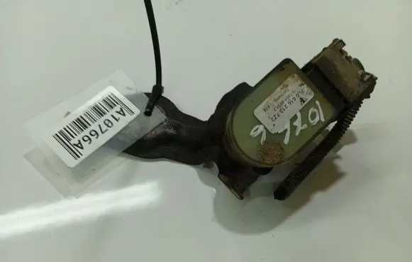 Volkswagen Touareg I Front height sensor lever 7L0616213TZ2
