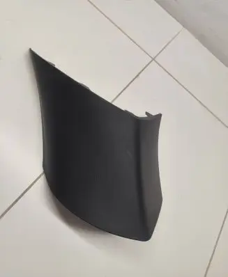 (D)pillar trim (top)