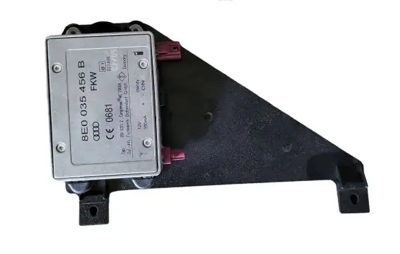 Audi A6 S6 C6 4F Antenna control unit 8E0035456B