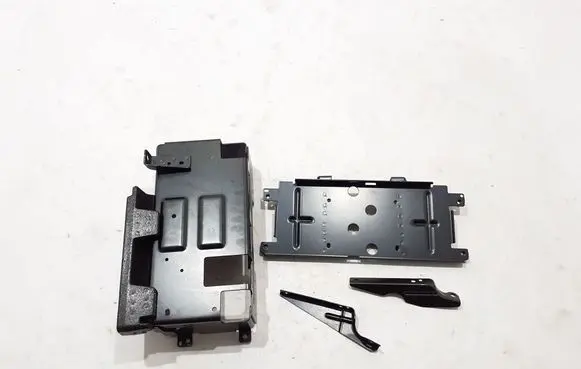 Audi Q7 4M Battery bracket 4M0916352