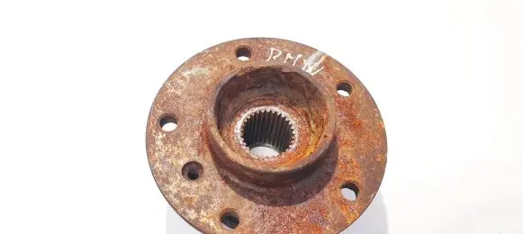 BMW 5 E60 E61 Rear wheel hub