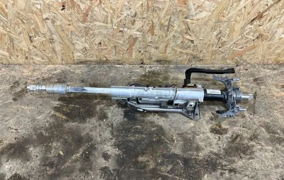 BMW X1 E84 Steering wheel axle 32306784867