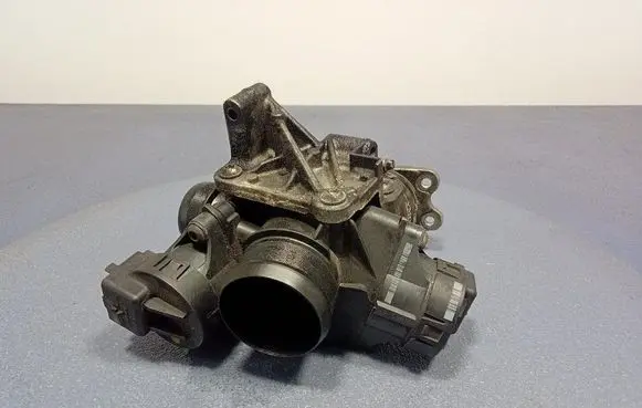 Citroen C5 Throttle body valve 9655971780
