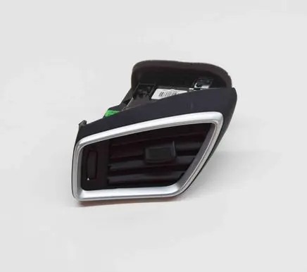 Nissan Qashqai Dashboard air vent grill cover trim 68761HV50B
