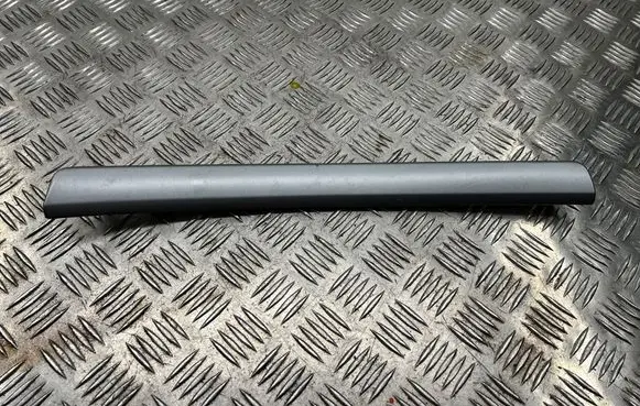 Skoda Octavia Mk2 (1Z) Dashboard glove box trim 1Z1858418 8103140