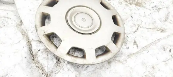 Volkswagen PASSAT B5 R15 wheel hub/cap/trim 3b0601147d