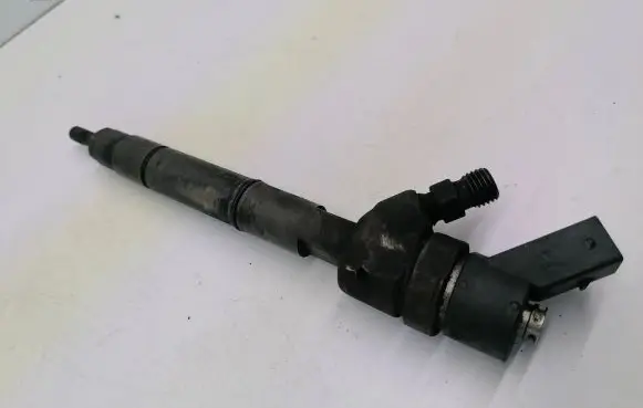 Mercedes-Benz A W168 Fuel injector 0445110116