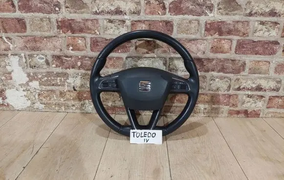 Seat Toledo IV (NH) Steering wheel