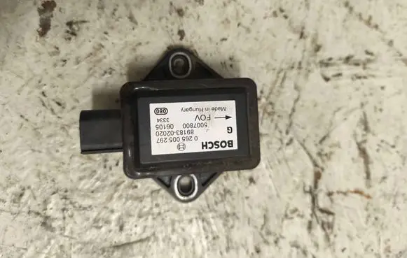 Toyota Avensis T250 ESP acceleration yaw rate sensor 0265005297 5007800