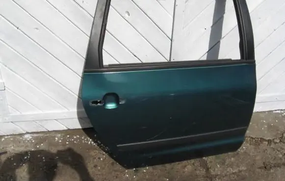 Volkswagen Sharan Rear door