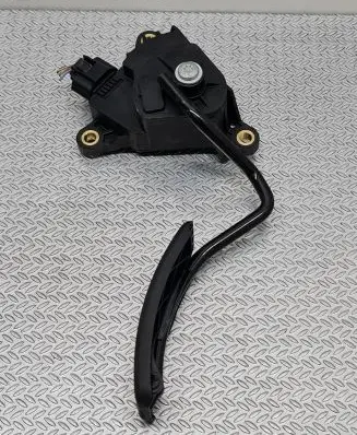 Renault Zoe Accelerator throttle pedal 180021178R 03550 1540A