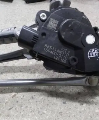 Subaru Outback (BT) Front wiper linkage and motor 86511AN010