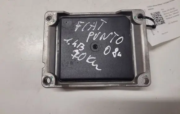Fiat Punto (199) Engine control unit/module 0261208969 690151 1039S17391