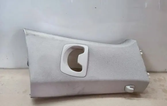 BMW 7 F01 F02 F03 F04 (B) pillar trim (top) 9112740