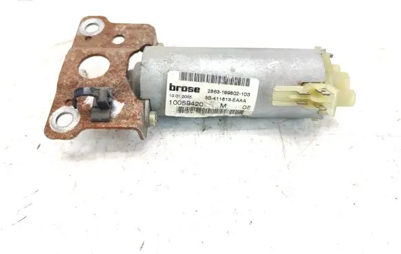 Jaguar S-Type Seat adjustment motor 0130002532 198396104 3B411813EAAA