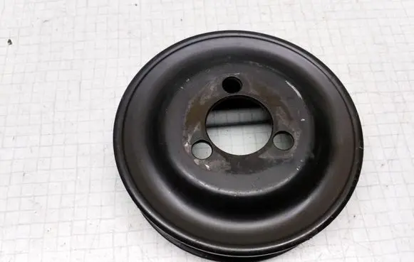Volkswagen Golf IV Power steering pump pulley 030145269A