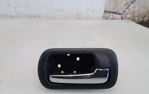Rear door interior handle