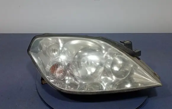Nissan Primera Headlight/headlamp 20-A363