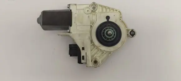 Audi A5 8T 8F Front door window regulator motor 8T0959802A