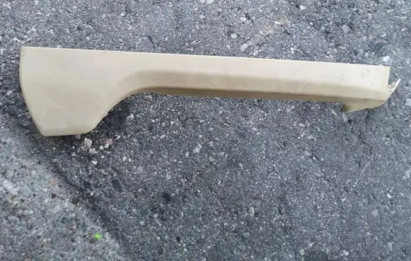 BMW 7 F01 F02 F03 F04 Front driver seat rail trim 7317447 60829010 30E0005