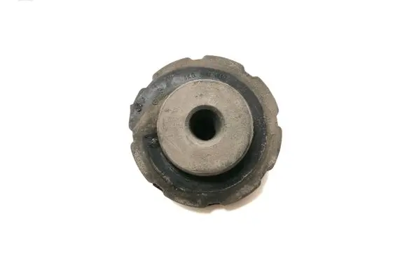 Audi Q5 SQ5 Rear coil spring rubber mount 8K0512149