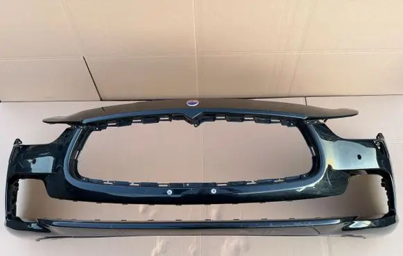 Maserati Ghibli Front bumper 670010937
