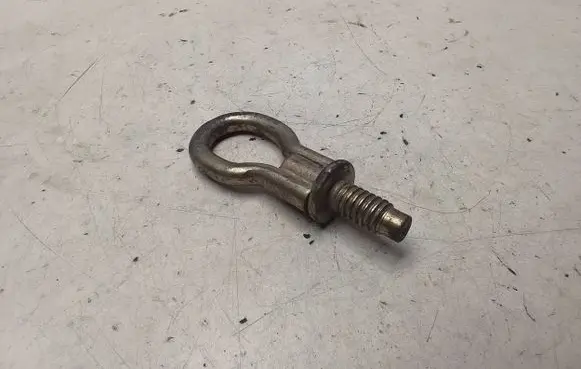 Ford C-MAX I Towing hook eye 