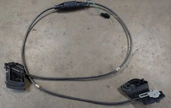 Mercedes-Benz E W211 Curtain motor 