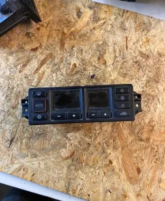 Audi A3 S3 8L Climate control unit 8L0820043M 5HB00760810