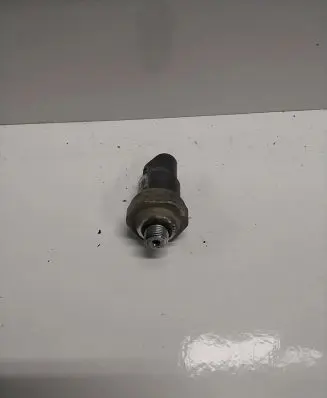 Toyota Land Cruiser (J100) Air conditioning (A/C) pressure sensor 4434400050