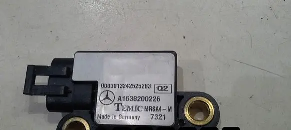 Mercedes-Benz ML W163 Camshaft speed sensor A1638200226