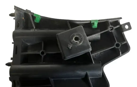 Volvo V60 Front bumper mounting bracket 30796626