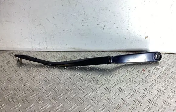 BMW 6 F06 Gran coupe Front wiper blade arm 61617182460