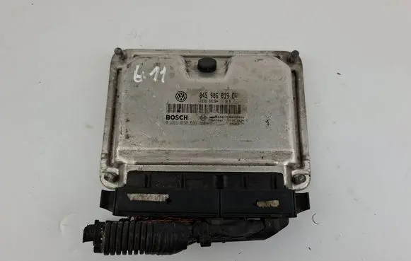 Volkswagen Polo Engine control unit/module 045906019C 0281010697