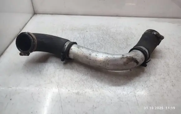 Intercooler hose/pipe