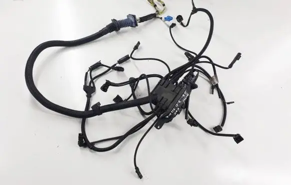 BMW 5 E60 E61 Engine installation wiring loom 7575448 2002081957 8T738401066