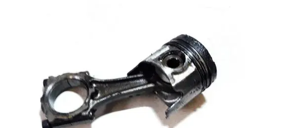 Opel Astra G Piston with connecting rod