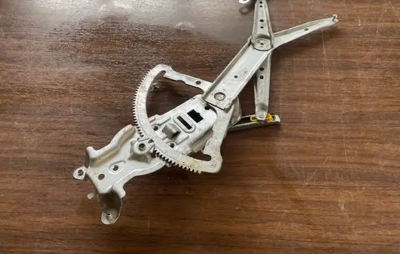 Opel Corsa C Front window lifting mechanism without motor