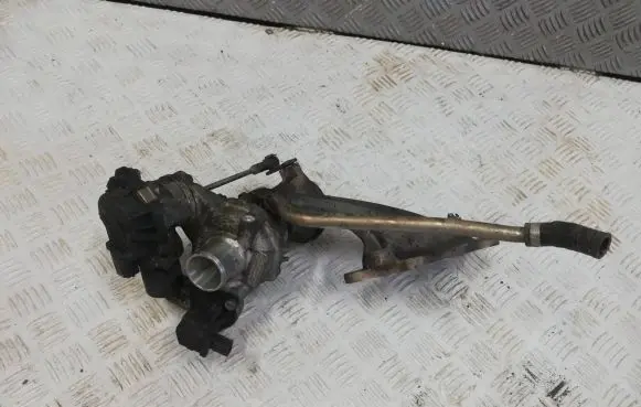 Renault Twingo III Turbo 8201380711 8220531 A5110382