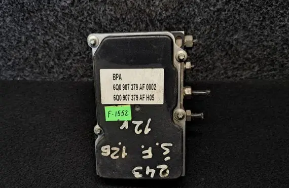 Volkswagen Polo IV 9N3 ABS Pump 6Q0907379AF 6Q0614117S
