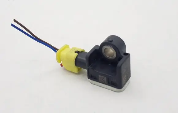 Skoda Fabia Mk2 (5J) Airbag deployment crash/impact sensor 6R0959351A 090703200