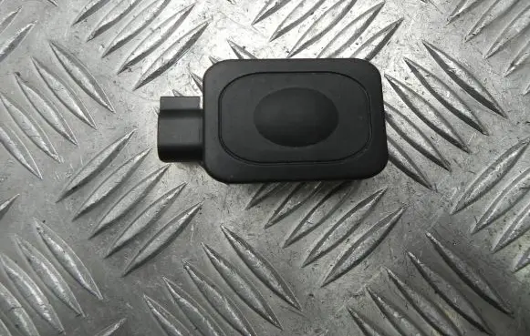 Jaguar I-Pace Tailgate opening switch GX7314K147AA T5906