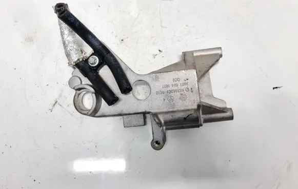 Mercedes-Benz C W205 Engine mounting bracket A6510941627